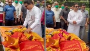 Raj Thackeray Dog James Death | राज ठाकरे वर कोसळला दुःखाचा डोंगर, लाडक्या जेम्सचे निधन, राजला अश्रू अनावर…