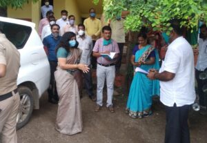 भोकर येथील अनुपस्थित असलेल्‍या पाच शिक्षकांचे ZP’s CEO यांनी केले निलंबन