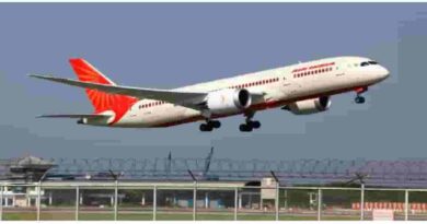 Ahmedabad Plane Crash | गुजरातमधील अहमदाबादमध्ये एअर इंडियाचे विमान कोसळले, मोठी जीवित हानी ची शक्यता